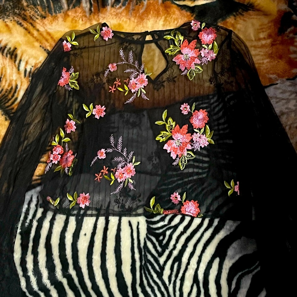 Forever 21 | Cute see through cop top ♥️